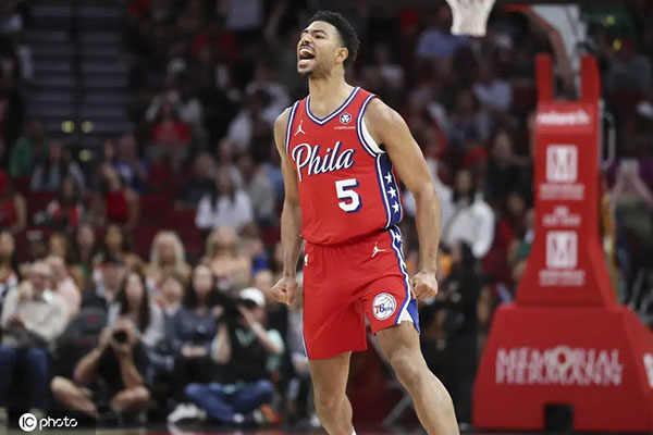 格莱姆斯与 76 人续约谈判陷僵局 训练营前缺席引关注