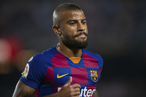 拉菲尼亚:内马尔技术更炫,<a href=/mingxing/football/zibo/119.html target=_blank class=infotextkey>梅西</a>一拿球就终结