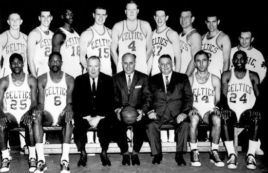 NBA编年史(1962-63)：张大帅西游 库西宣布退役