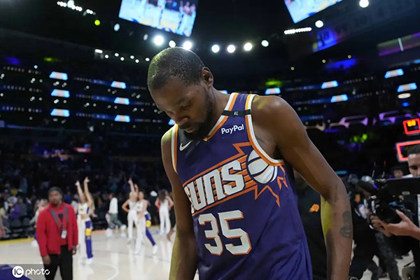 杜兰特谈被交易心路：曾因<a href=/basketball/zibo/suns/ target=_blank class=infotextkey>太阳</a>交易受伤，搁置<a href=/basketball/zibo/warriors/ target=_blank class=infotextkey>勇士</a>传闻，休斯顿终接手