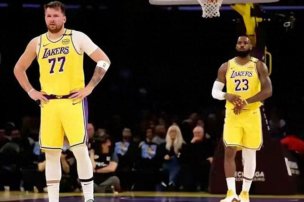 湖人 “虐菜” 强遇强敌平，布哈点四大短板倡交易调整
