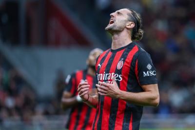 米兰700万捡宝!30岁拉比奥特无缝衔接 带队三连胜