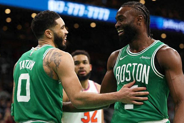 NBA东部格局洗牌：传统强队落势 <a href=/basketball/zibo/heat/ target=_blank class=infotextkey>热火</a>异军突起